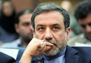 وزیر امور خارجه: برای استقلالی‌ها احترام قائل هستم
