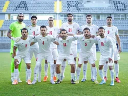 مومنی: عدم صدور ویزا برای تاج، توهین بزرگی به فوتبالمان بود/ با برتری مقابل نیوزلند، جواب وطن فروشان را می‌دهیم