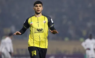 مدافع ملی‌پوش در رادار پرسپولیس؛ رضاییان کلید سرخ‌پوش شدن ستاره سپاهان