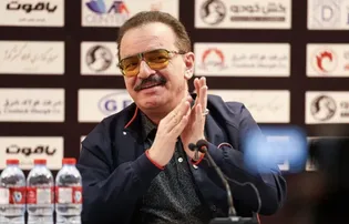 زنوزی‌: فدراسیون در مورد اسکوچیچ اشتباه کرد/ هیچکدام از بازیکنان تراکتور دوست ندارند به پرسپولیس بروند