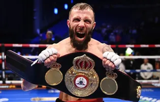 پیروزی بزرگ بوکسور بلفاست؛ ککاسه کمربند جهانی WBA را گرفت