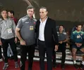 سرمربی پرسپولیس به قرارداد کریم باقری با فدراسیون معترض شد