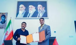 امضای تفاهم‌نامه همکاری فدراسیون کشتی و باشگاه پرسپولیس