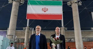 کادر فنی تیم ملی والیبال کامل می شود؛ پیاتزا پنج‌شنبه شب در تهران