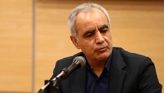 بهاروند خطاب به دبیر: فوتبال با رشته‌های دیگر قابل مقایسه نیست