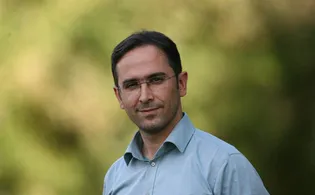 خطیر: این من هستم که درد باشگاه‌ها را می‌دانم/ با اتحاد در فدراسیون مشکلات فوتبال حل می‌شود