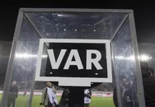 فدراسیون فوتبال برای VAR فراخوان می‌دهد