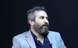 لطیفی: شارلاتان‌بازی در خون بوژوویچ و مربیان اروپای شرقی است/ سرمربی استقلال را از ساندویچ فروشی آوردند!