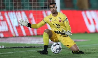 بی‌انگیزگی کار دست دروازه‌بان پرسپولیس داد