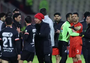 حلالی: VAR را قبول ندارم؛ زیبایی فوتبال به همین اشتباهات داوری است!