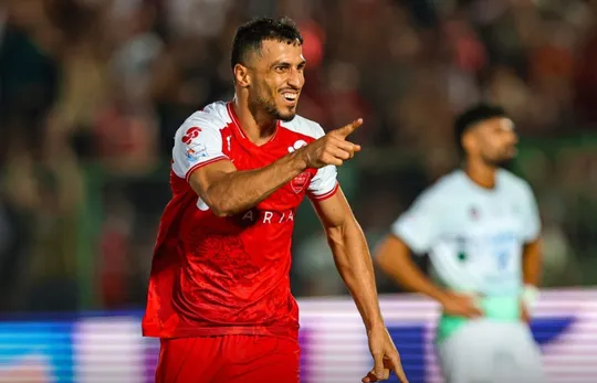 برتری پرسپولیس برابر ذوب‌آهن؛ صعود سرخ‌ها به رتبه دوم