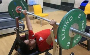 14 پاراوزنه بردار جوان به اردوی تیم دعوت شدند