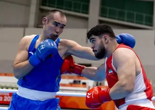 اسماعیلی ناک‌دان شد/ پایان کار بوکس ایران با یک برنز