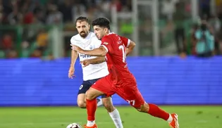 ملوان به دنبال احیای خانگی؛ پرسپولیس در جست‌وجوی ثبات