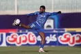  نازون  از فهرست استقلال خط خورد