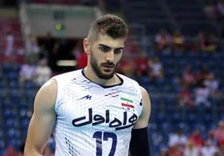 اسماعیل‌نژاد: همه ما بازیکن و سرباز تیم ملی هستیم/ با کسي اختلاف ندارم