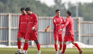 یوسفی: پرسپولیس نیاز به خانه‌تکانی دارد/ با این شرایط شانس قهرمانی نداریم
