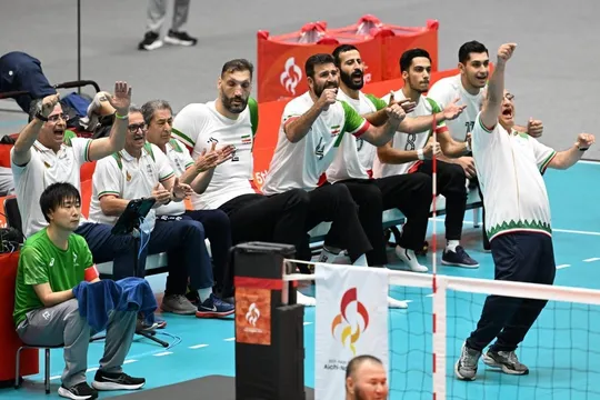 قهرمانی مردان والیبال نشسته ایران