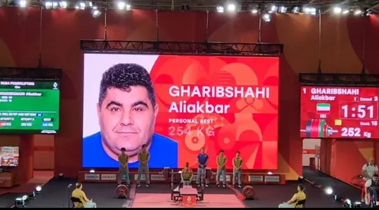 نقره تلخ غریب‌شاهی در ناگویا/ پارگی عضله دست، طلا را از قهرمان پارالمپیک گرفت