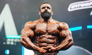  هادی چوپان  روی سکوی دوم/  درک لنسفورد  قهرمان شد