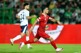 ملوان فرصت صدرنشینی را از پرسپولیس گرفت؛ شکست تلخ شاگردان اوسمار با اشتباه کاپیتان
