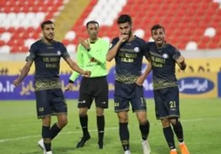 نفت مسجد سلیمان 0 - گل گهر سیرجان 2 / گل گهر 3 امتیاز را به خانه برد