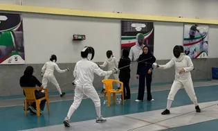 یادواره شهدای دختر میناب؛ رقابت ۷۳ بانوی جوان شمشیرباز اپه در کمپ تیم‌های ملی