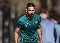 میلاد محمدی در پرسپولیس ماندنی شد؛ تمدید قرارداد تا فردا نهایی می‌شود