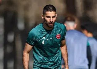 میلاد محمدی در پرسپولیس ماندنی شد؛ تمدید قرارداد تا فردا نهایی می‌شود