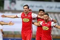 مدافع سابق پرسپولیس در آستانه پیوستن به طلایی‌پوشان