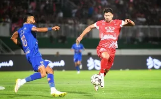 بازیکن پرسپولیس، استقلال را محکوم کرد